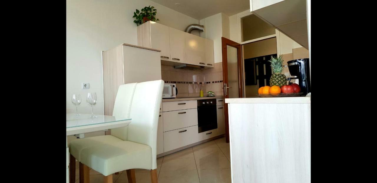 Apartment Mila Умаг Екстер'єр фото